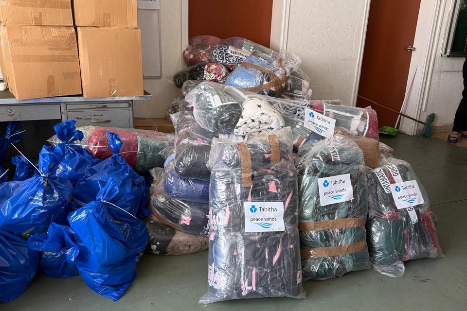 %E5%86%99%E7%9C%9F4 %E9%85%8D%E4%BB%98%E3%81%97%E3%81%9F%E8%A1%A3%E6%9C%8D%E3%81%A8%E6%AF%9B%E5%B8%83 trim